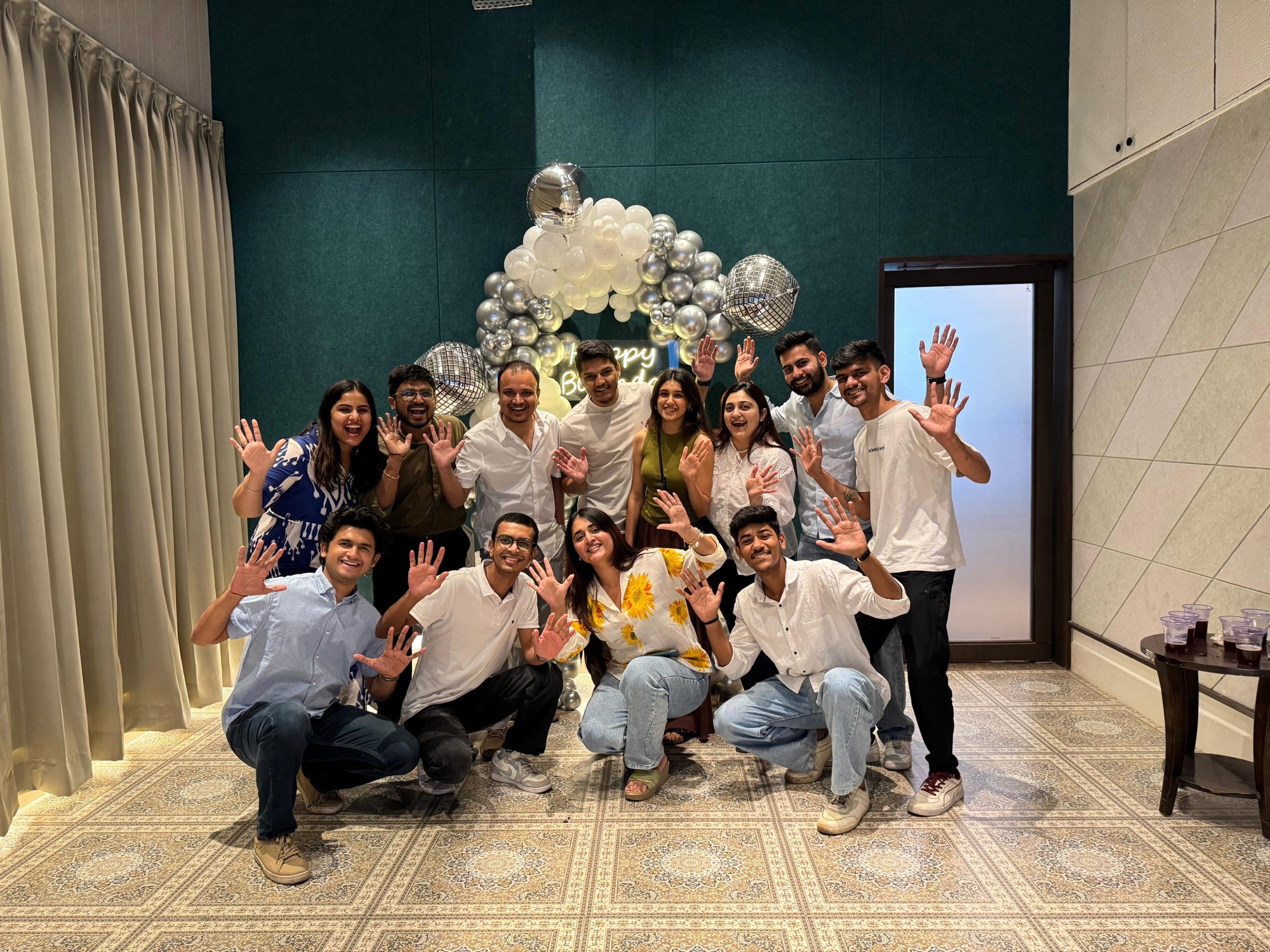 How to Walk Into Any Room with Confidence: A Step-by-Step Guide